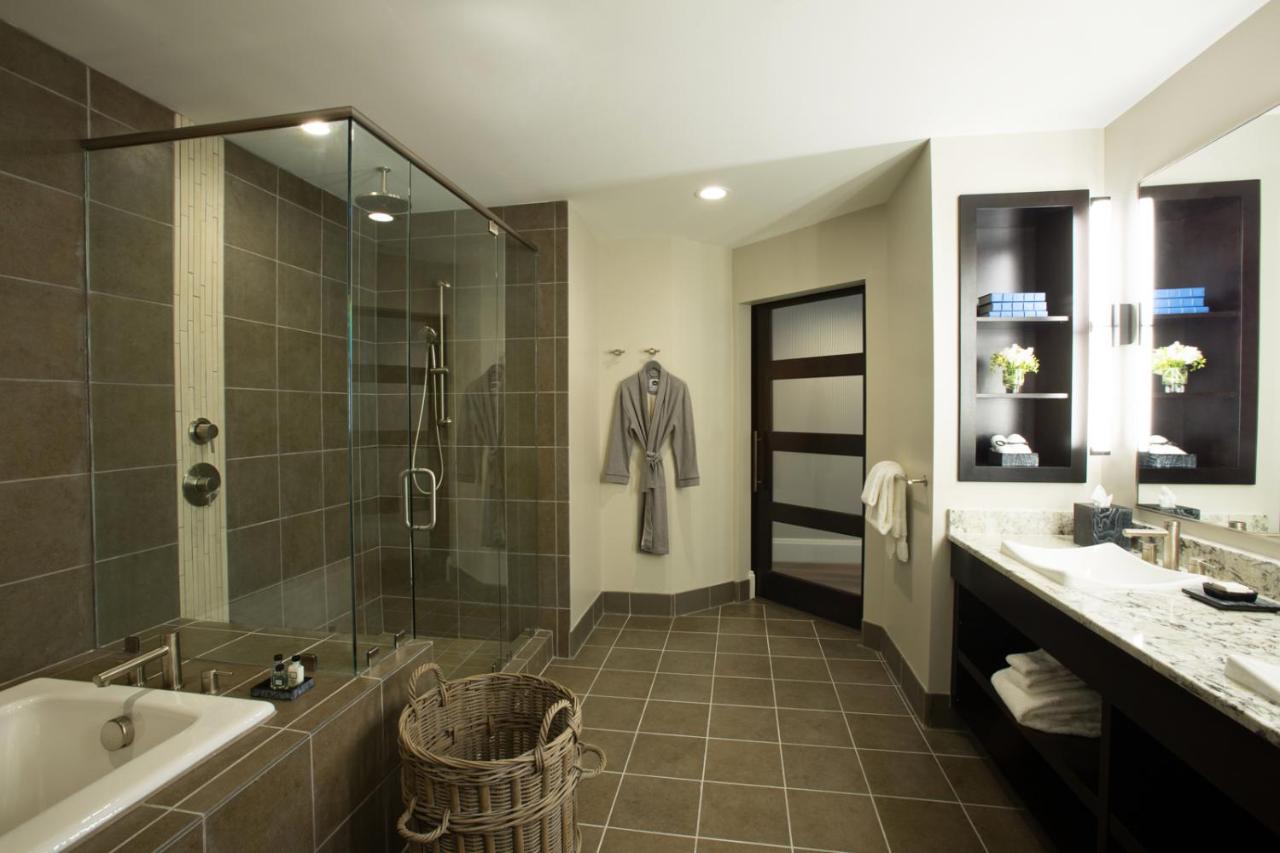 Signature One-Bedroom Suite at The Restoration