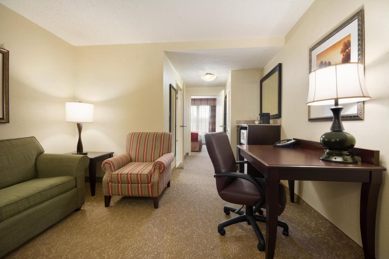 Queen Room with Two Queen Beds - Non-Smoking at Country Inn & Suites by Radisson, Norcross, GA