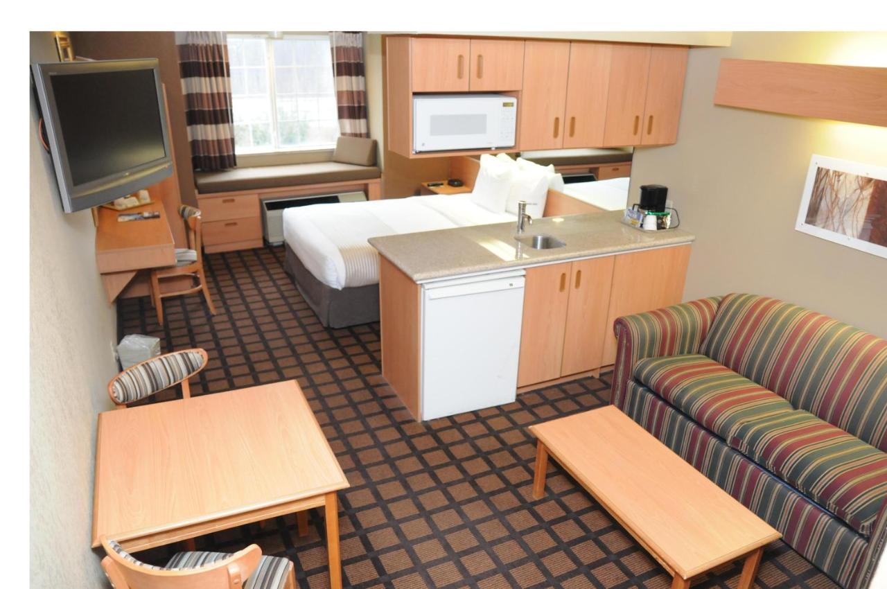 Queen Suite - Non-Smoking at Microtel Inn & Suites by Wyndham West Chester