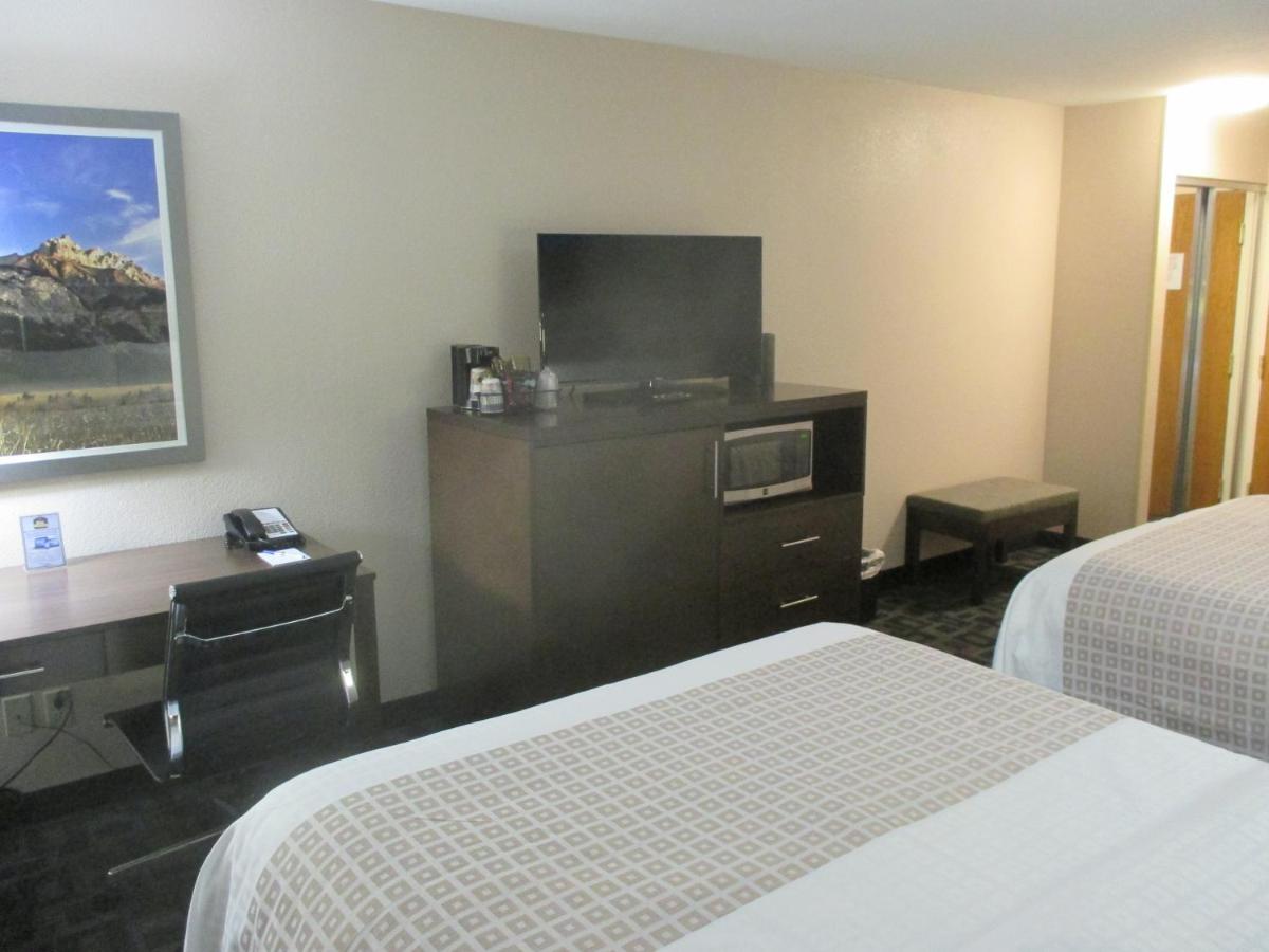 Queen Room with Two Queen Beds - Non-Smoking at Best Western Benton Harbor-St. Joseph