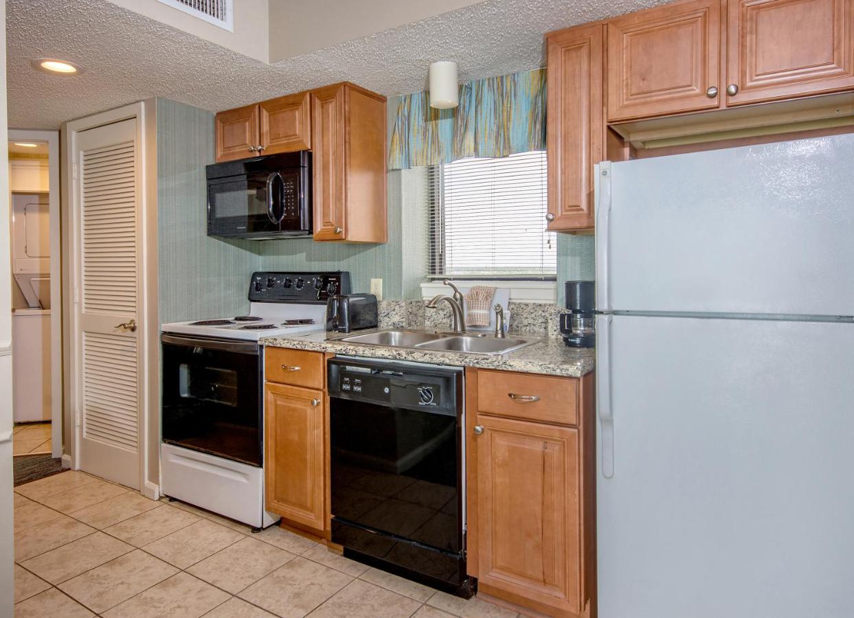 Two-Bedroom Apartment with Ocean View at The Strand - A Boutique Resort
