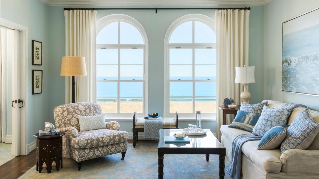 One-Bedroom Suite with Ocean View at Casa Del Mar