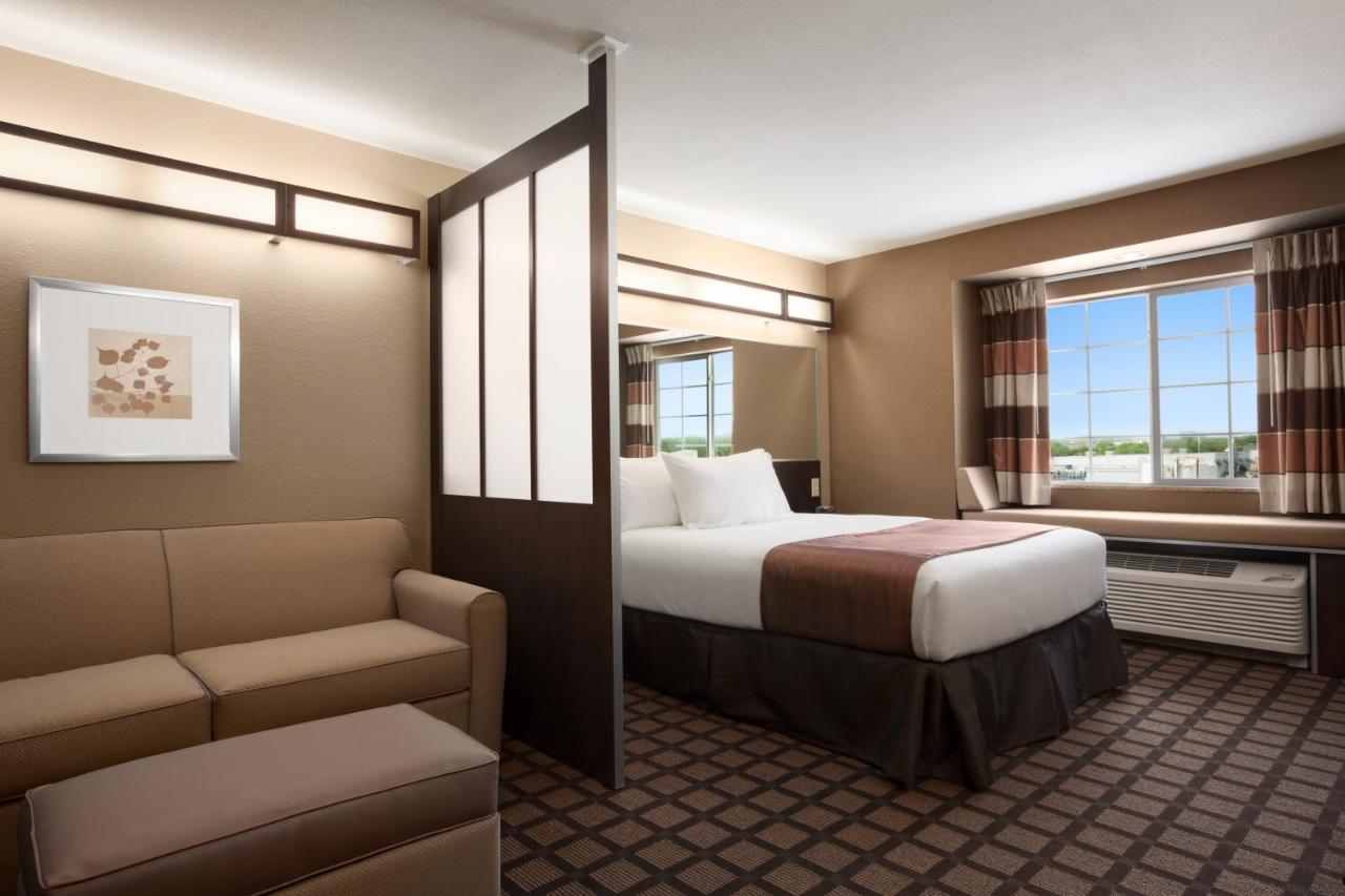 Queen Studio Suite - Non-Smoking at Microtel Inn & Suites by Wyndham Pleasanton