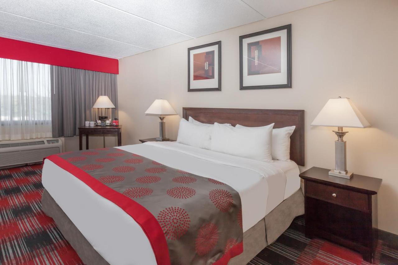 King Room - Non-Smoking at Ramada Plaza by Wyndham Albany