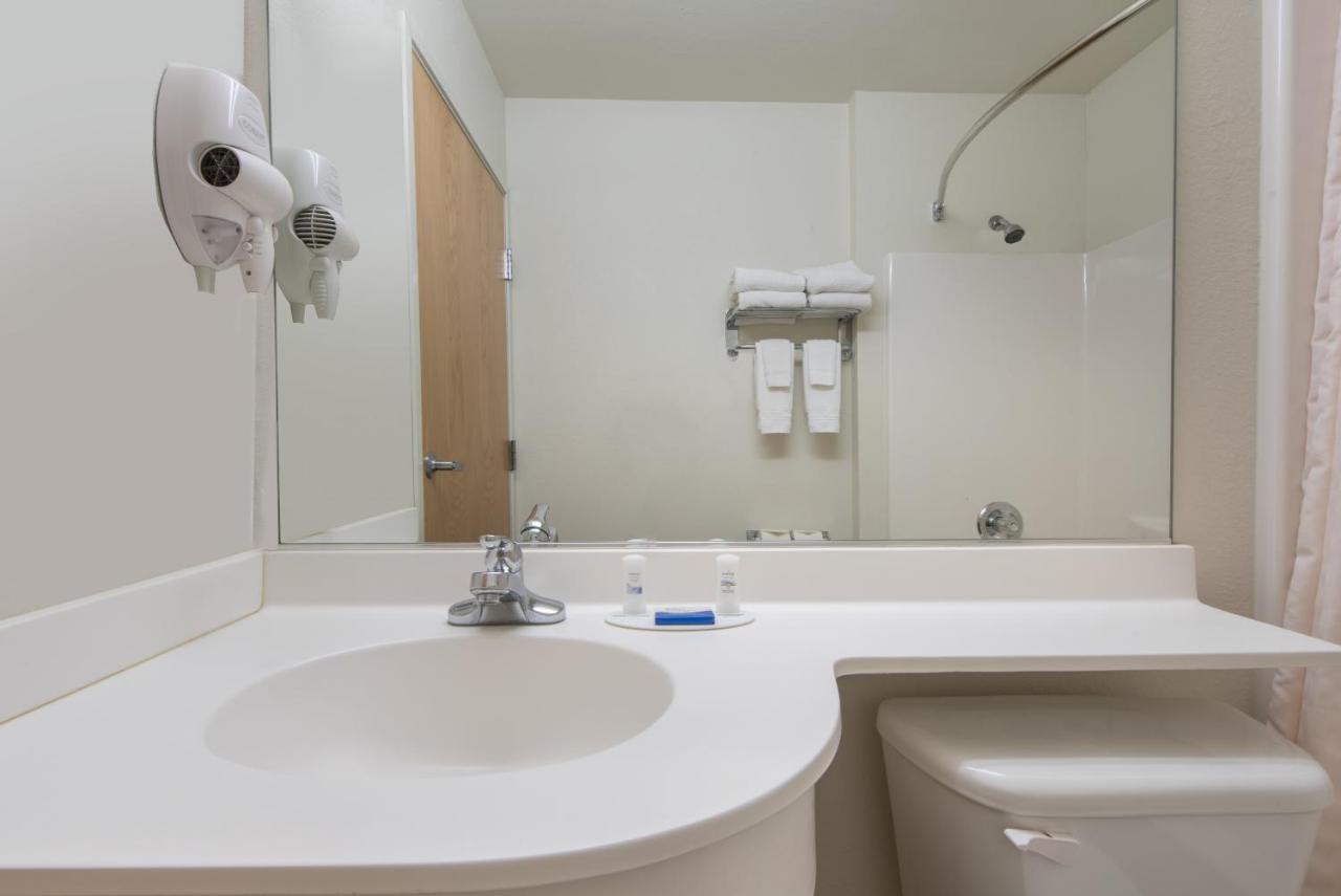 Queen Room with Two Queen Beds - Non-Smoking at Microtel Inn & Suites by Wyndham Altus