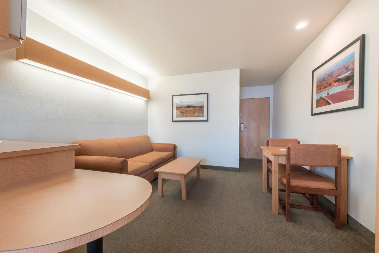 Queen Suite - Non-Smoking at Microtel Inn & Suites by Wyndham Altus