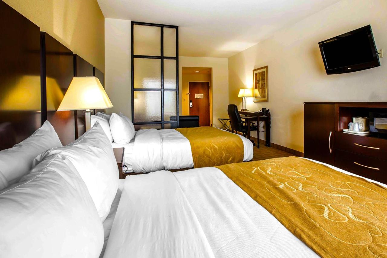 Queen Suite - Disability Access/Non-Smoking at Comfort Suites Byron Warner Robins