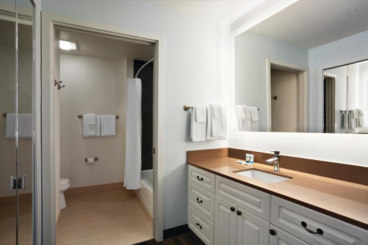 One-Bedroom King Suite with Sofa Bed at HYATT house Pleasant Hill