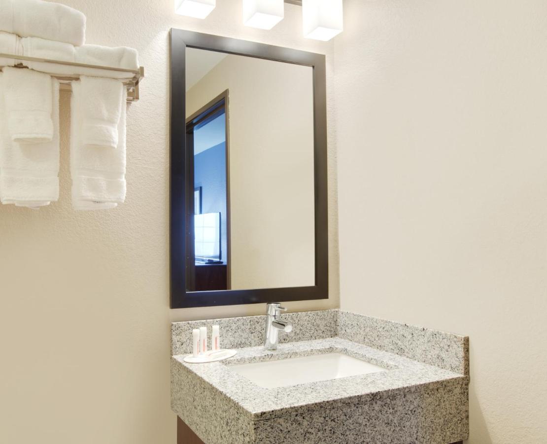 King Suite- Non-Smoking at Baymont by Wyndham Big Spring