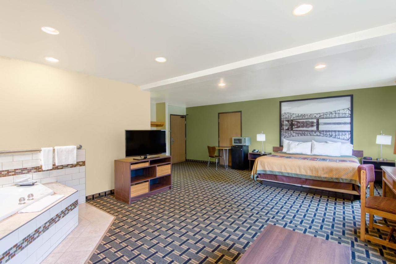 King Suite - Non-Smoking at Super 8 by Wyndham Wheeling/Saint Clairsville OH Area