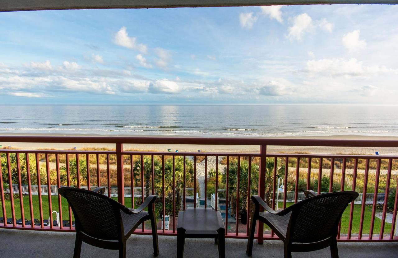 Oceanfront Suite at Paradise Resort