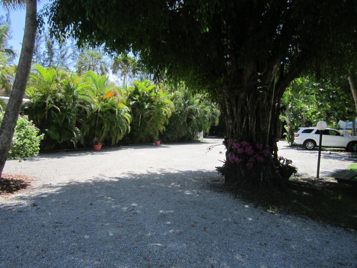| Anchor Inn and Cottages