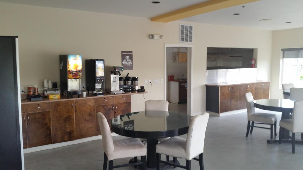  | Orca Inn Suites