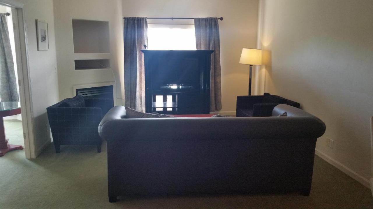  | Orca Inn Suites