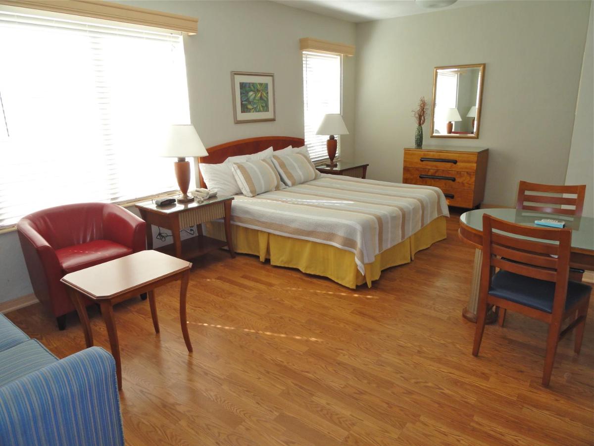 Studio Suite at Viscay Hotel