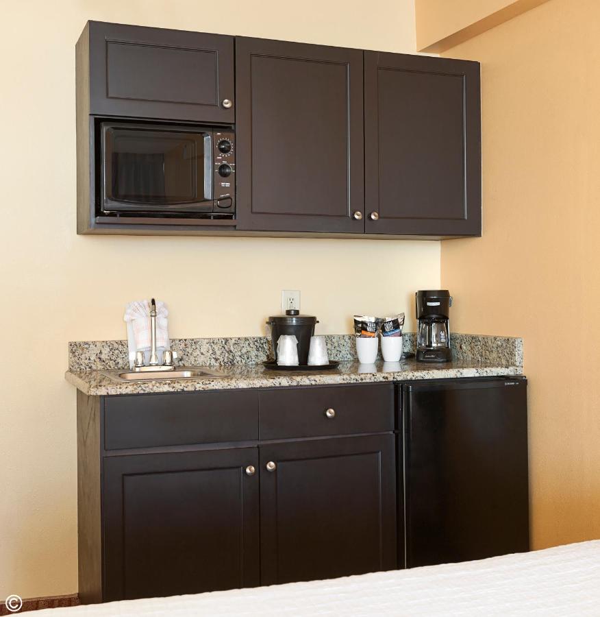 Double Room with Two Double Beds at Landmark Resort