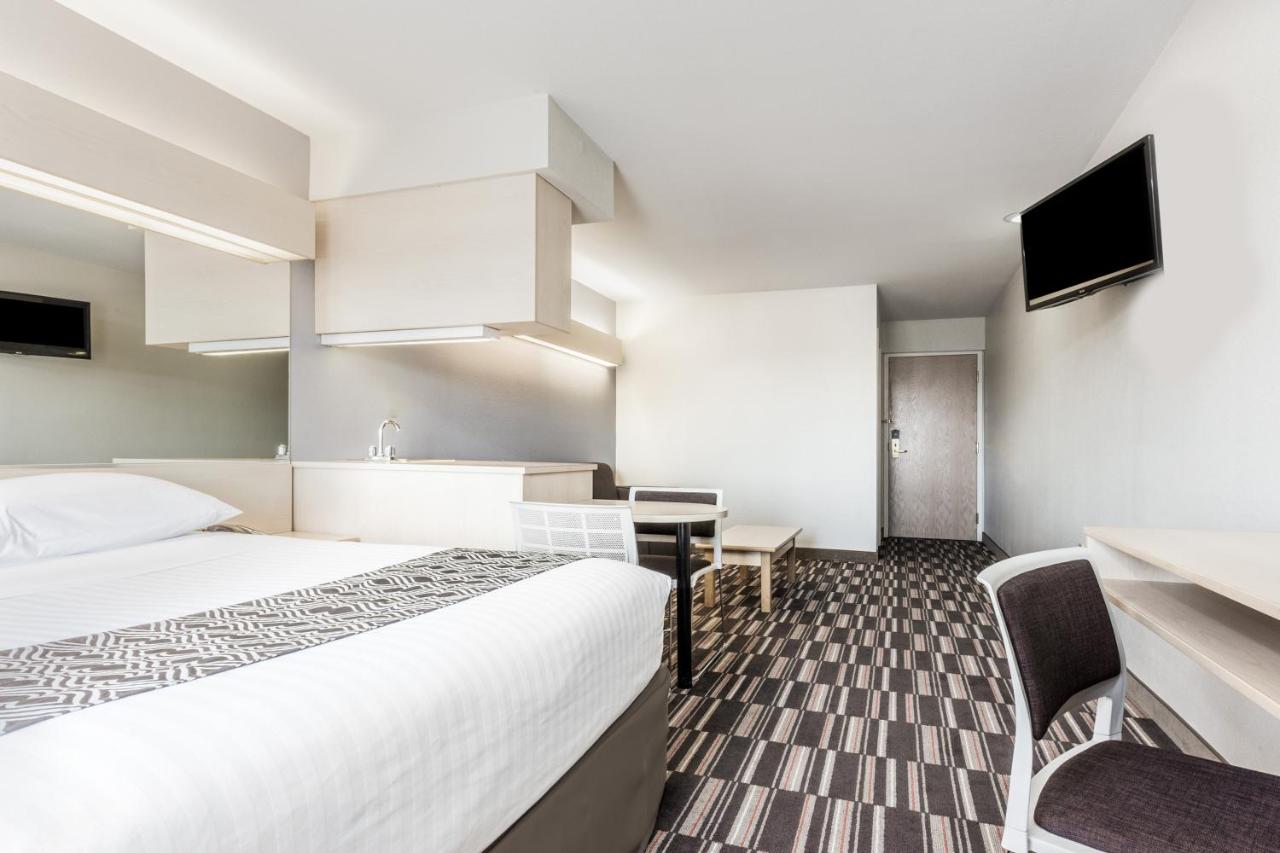 Queen Suite - Non-Smoking at Microtel Inn & Suites by Wyndham Modesto Ceres