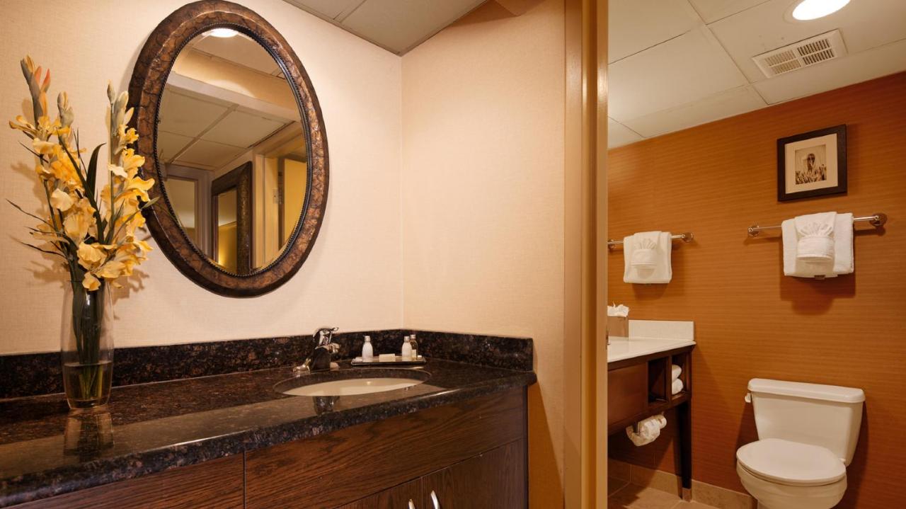 Two-Bedroom Suite at Best Western Premier The Central Hotel & Conference Center