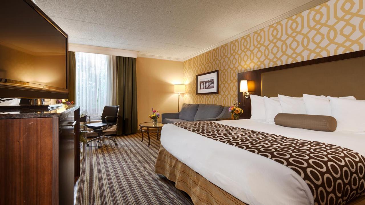 King Room - Disability Access - Non Smoking at Best Western Premier The Central Hotel & Conference Center