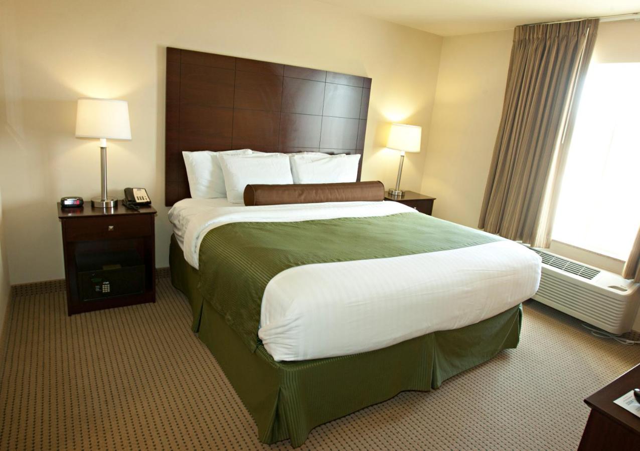 King Room at Cobblestone Inn & Suites - Langdon