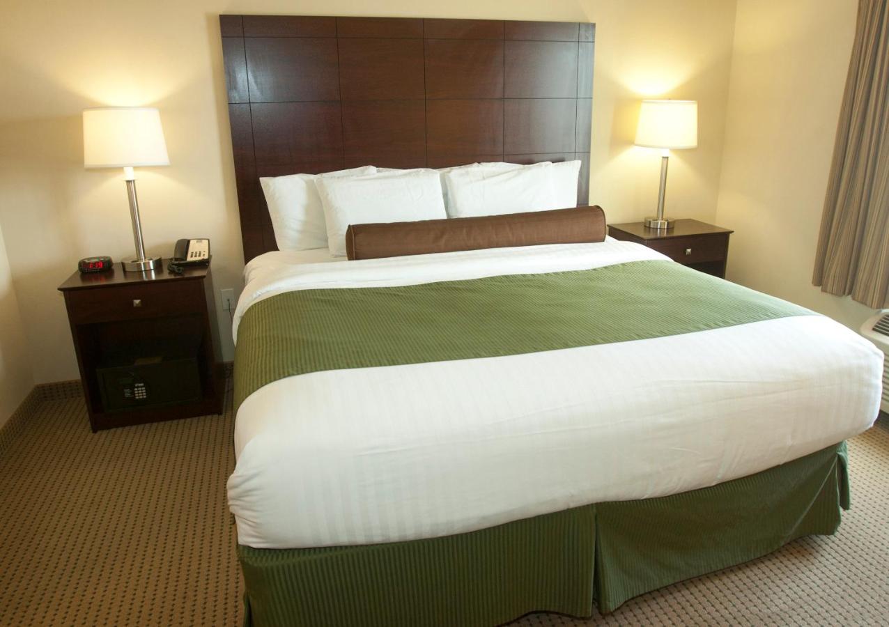 King Room at Cobblestone Inn & Suites - Langdon