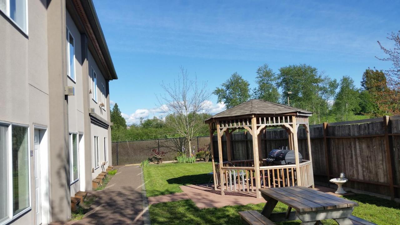  | Orca Inn Suites