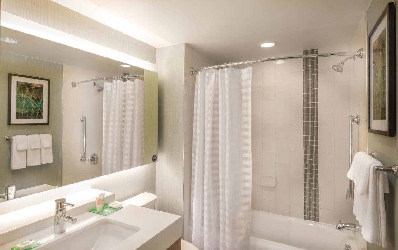 High Floor 1 King, Sofabed at Hyatt Place Washington DC/National Mall
