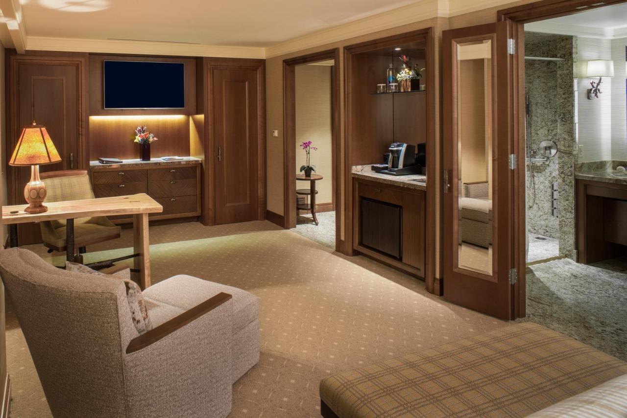 Lodge Premium King Room at Sun Valley Resort