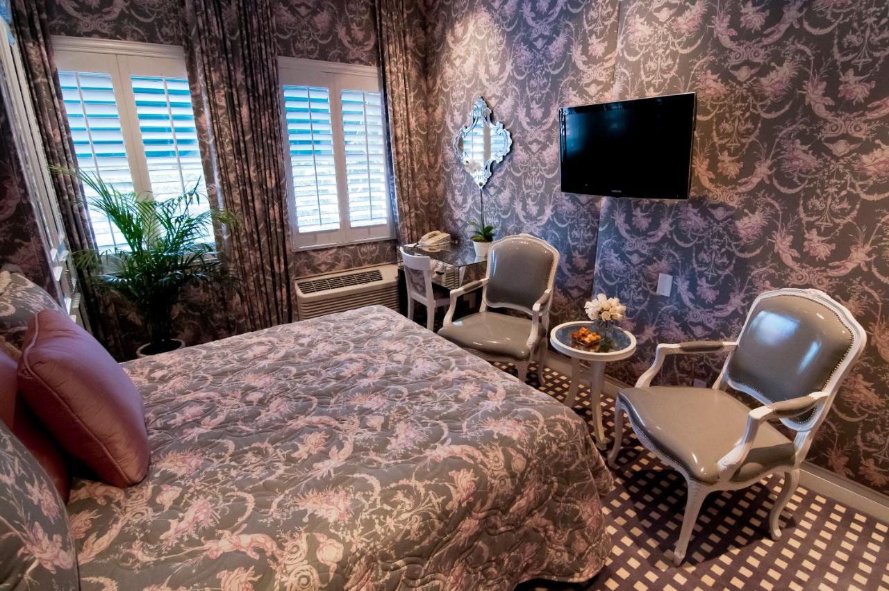 The Chesterfield Palm Beach