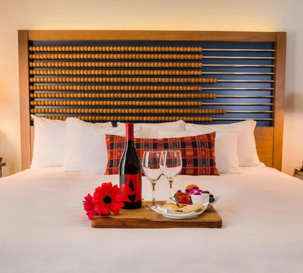Meditation Jr King Suite at Chaminade Resort & Spa