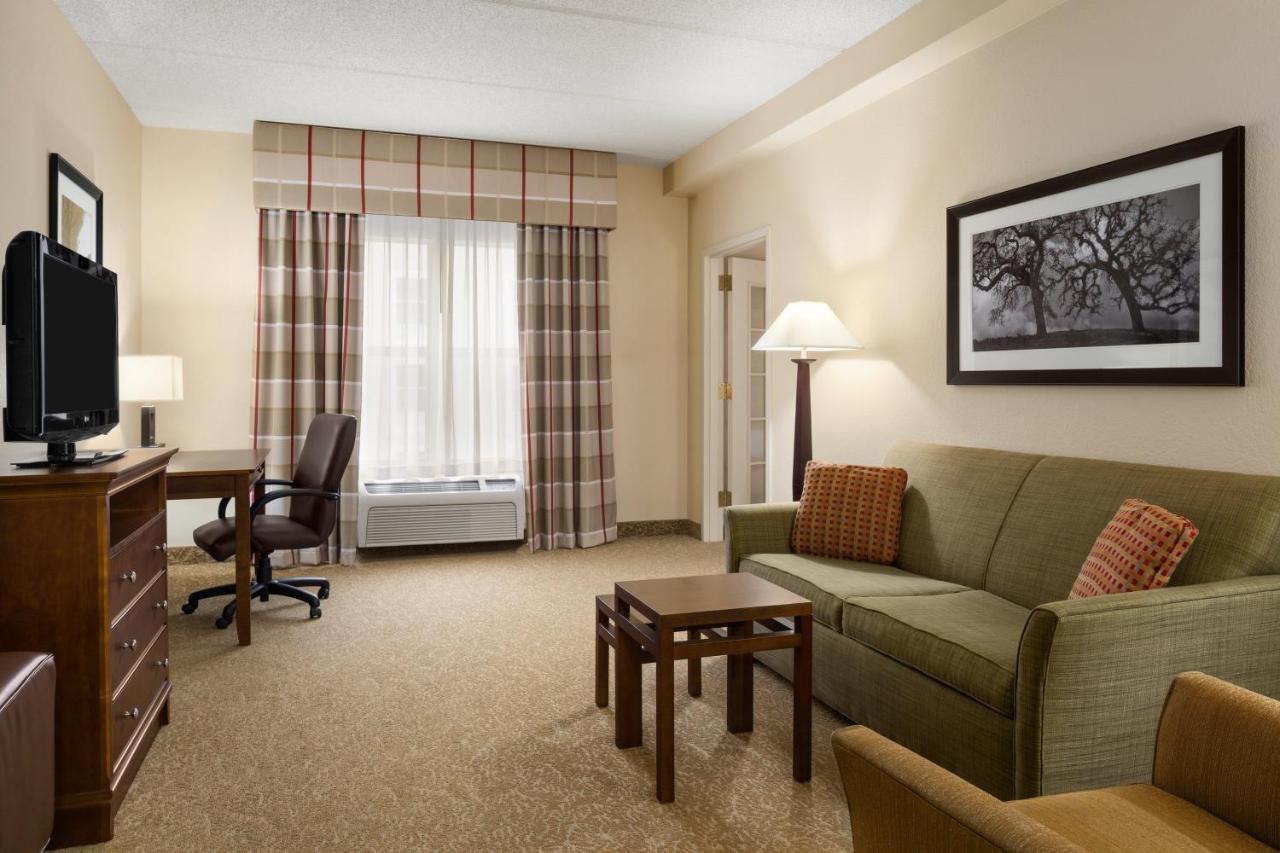 One-Bedroom Corner King Suite - Non-Smoking at Country Inn & Suites by Radisson, Anderson, SC