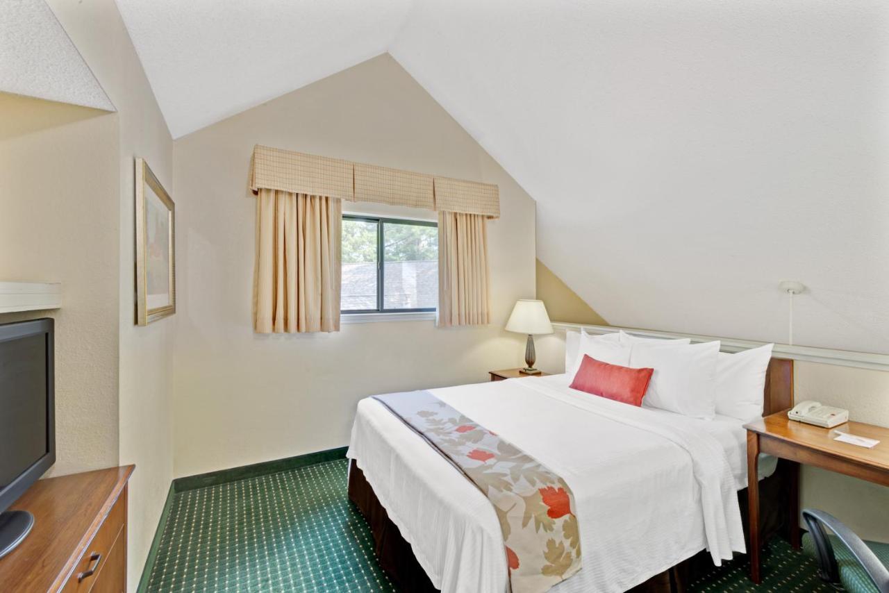 Two-Bedroom Loft Suite at Residences at Daniel Webster