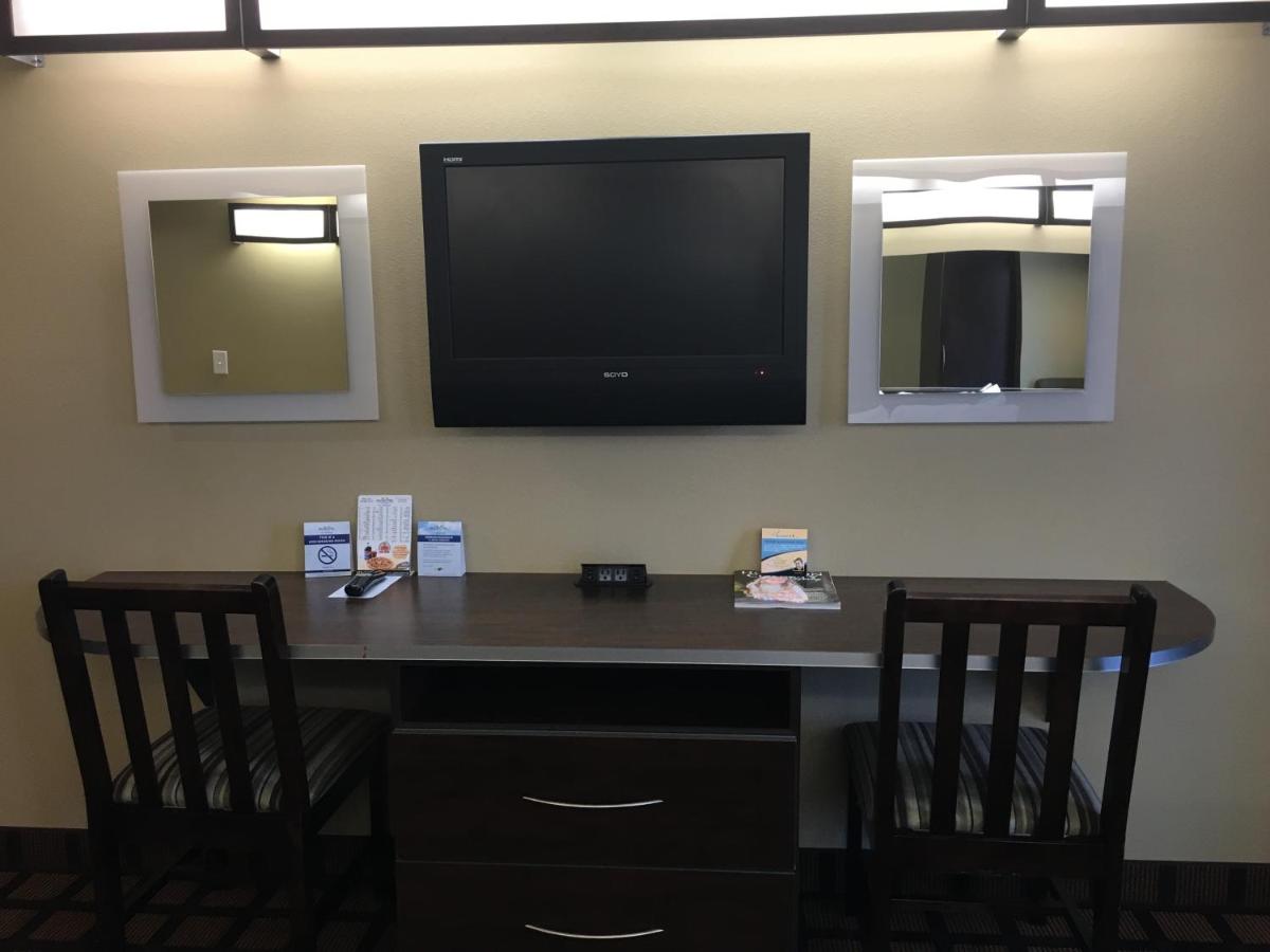 Queen Studio Suite - Non-Smoking at Microtel by Wyndham Perry National Fairground Area I-75