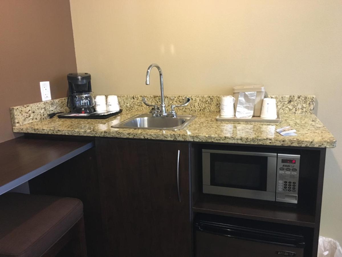 Queen Studio Suite - Non-Smoking at Microtel by Wyndham Perry National Fairground Area I-75