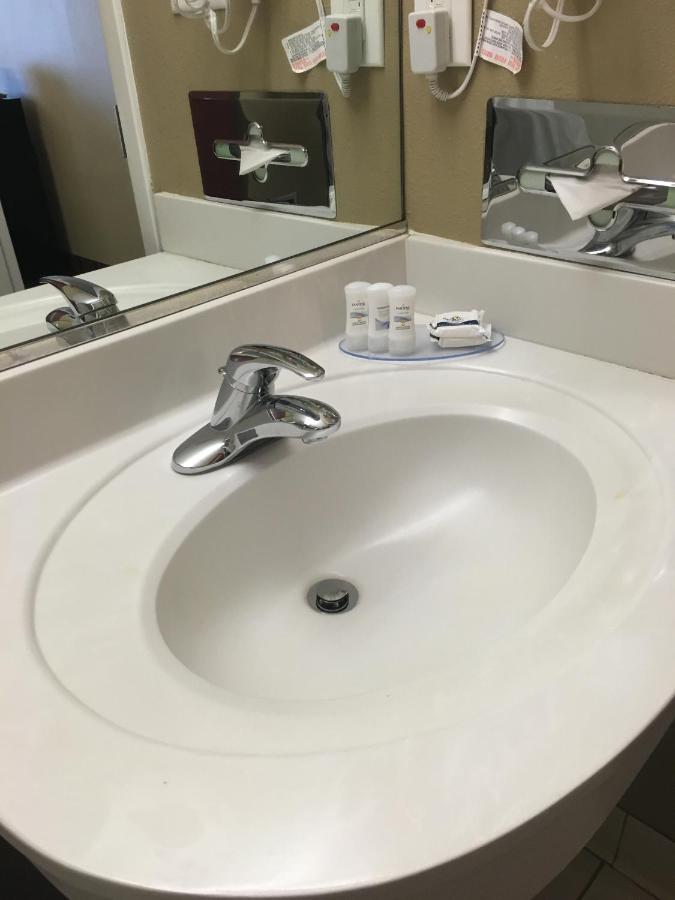 Queen Room with Two Queen Beds - Non-Smoking at Microtel by Wyndham Perry National Fairground Area I-75