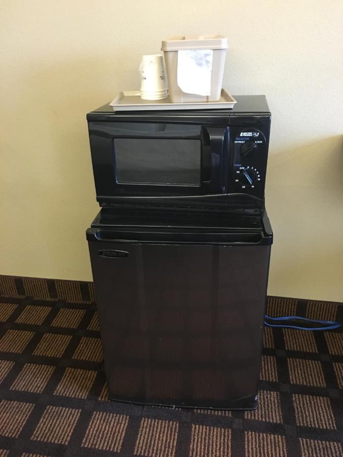 Queen Studio Suite - Mobility Accessible/Non-Smoking at Microtel by Wyndham Perry National Fairground Area I-75