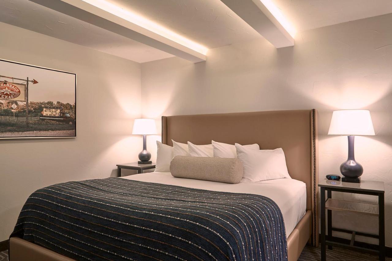 One-Bedroom King Suite at Fredericksburg Inn & Suites