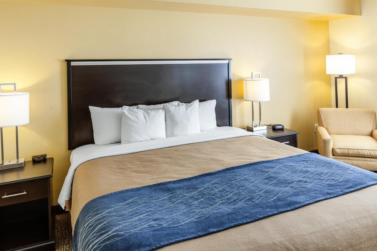 King Room - Disability Access at Comfort Inn & Suites Texas Hill Country