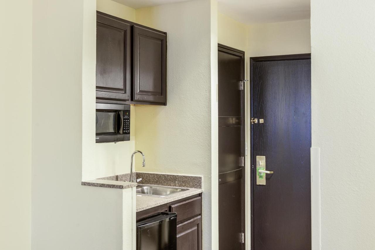 King Suite at Comfort Inn & Suites Texas Hill Country