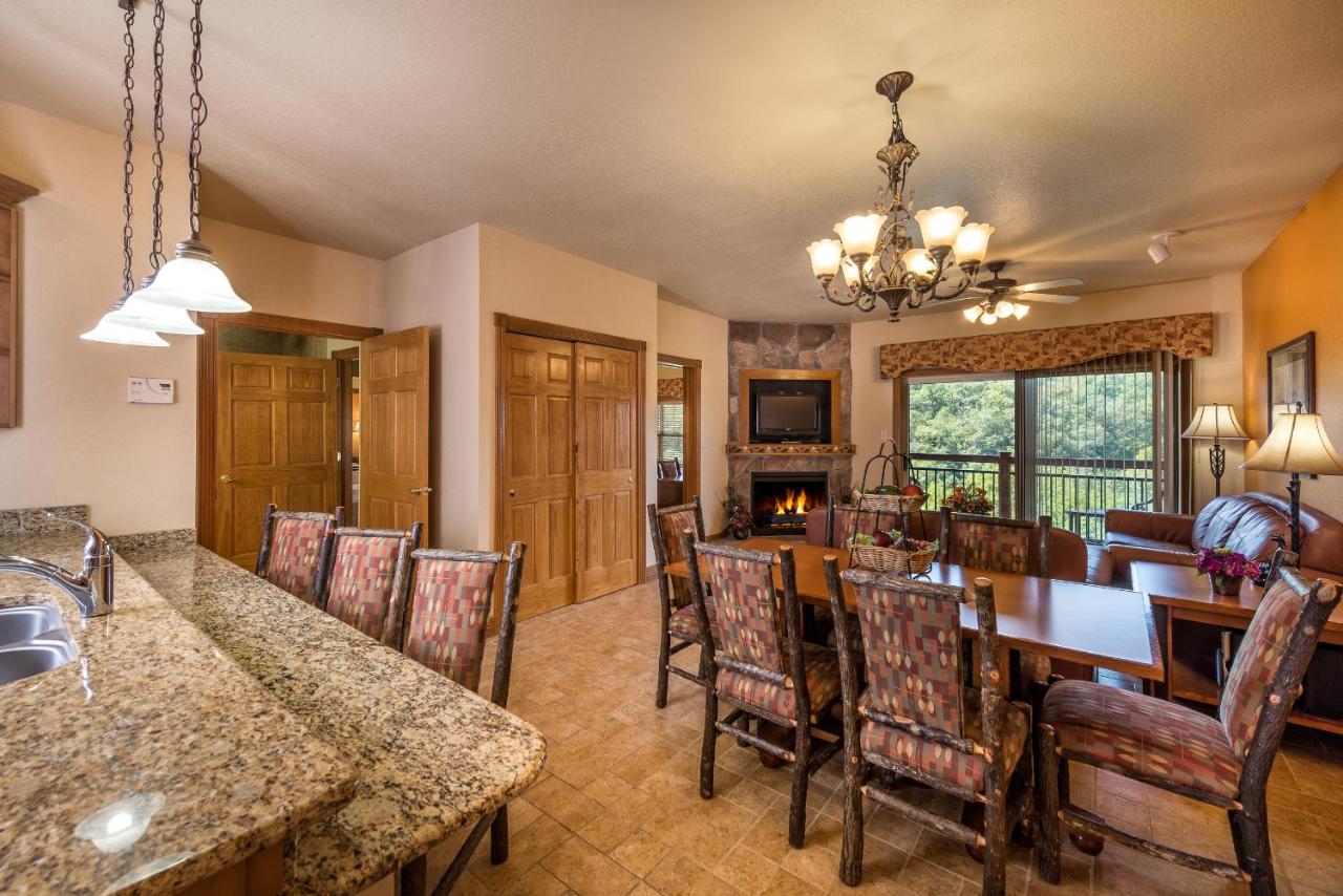Grand One-bedroom Villa with Sofa Bed at Westgate Branson Woods Resort and Cabins
