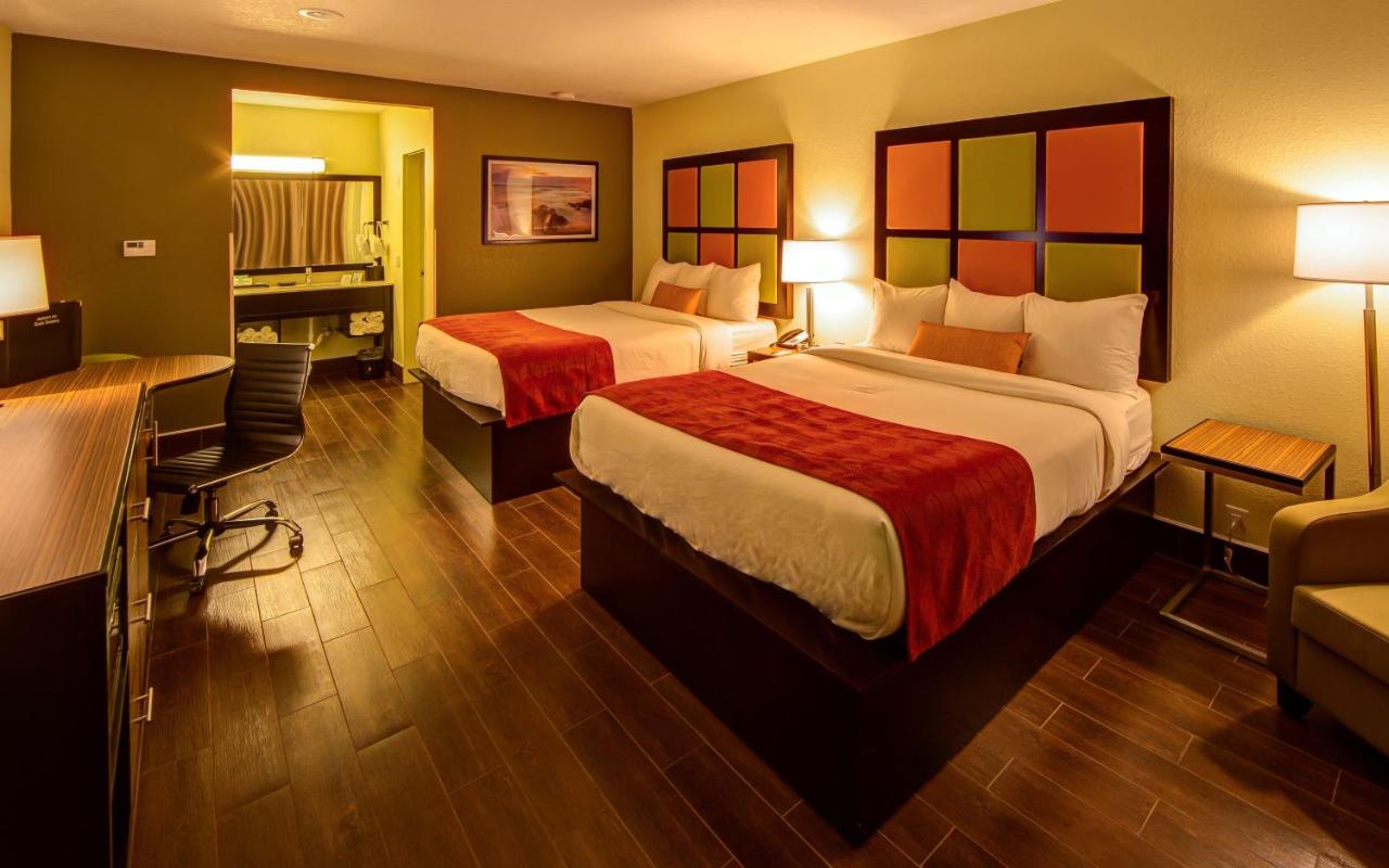 Queen Room with Two Queen Beds - Non Smoking at The Flagler Inn