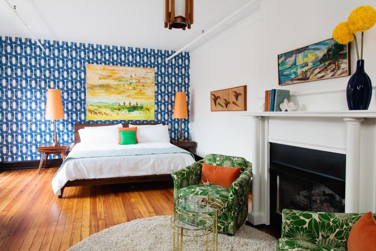 King Private Balcony Suite - The Kite at The Dwell Hotel, a Member of Design Hotels