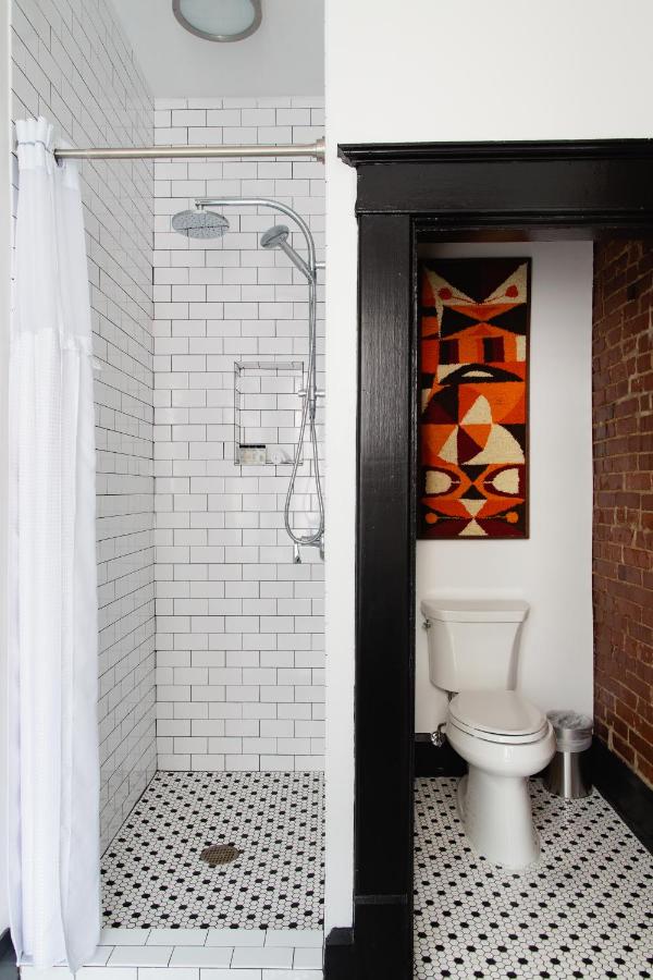 King Suite - The Europa at The Dwell Hotel, a Member of Design Hotels