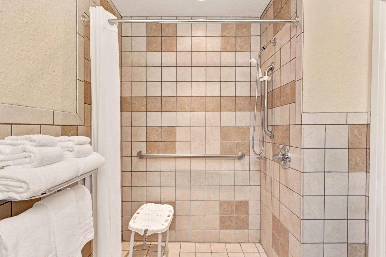 Deluxe Queen Room with Two Queen Beds - Disability Access - Non-Smoking at Microtel Inn & Suites by Wyndham Jasper