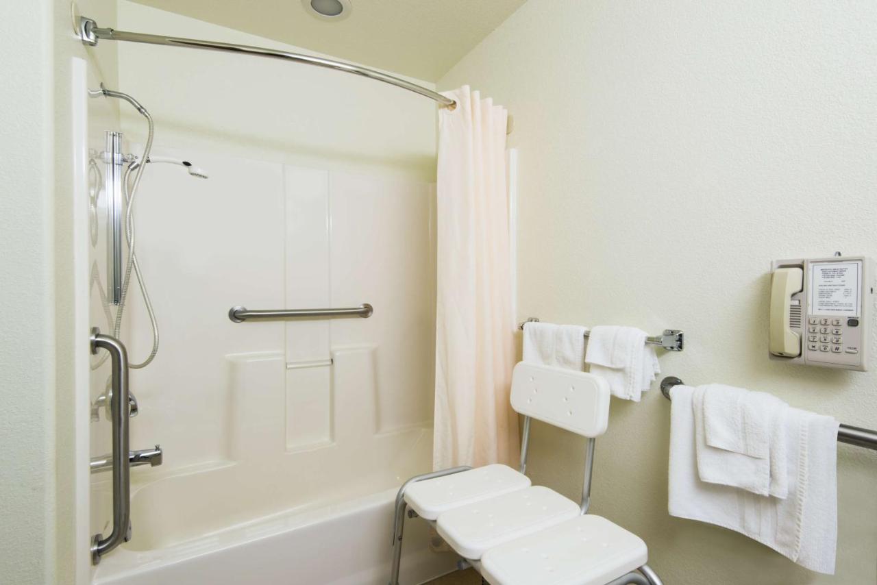 Queen Studio Suite - Disability Access/Non-Smoking at Microtel Inn & Suites by Wyndham Pueblo