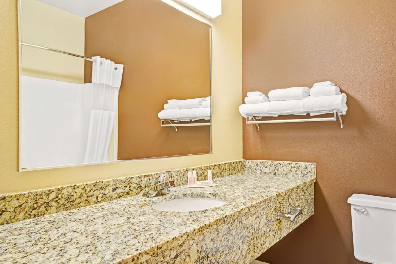 Studio Suite with Two Queen Beds - Non-Smoking at Baymont by Wyndham Wahpeton