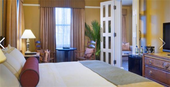 King Suite at Hassayampa Inn