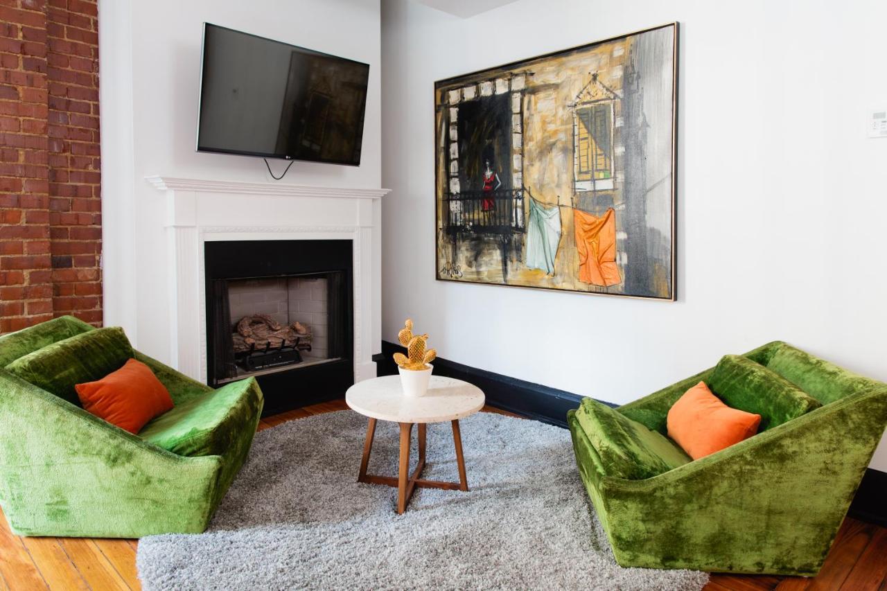 King Balcony Suite - The New Yorker at The Dwell Hotel, a Member of Design Hotels