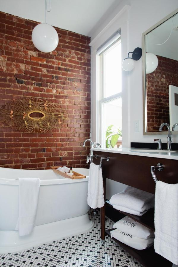 King Private Balcony Suite - The Kite at The Dwell Hotel, a Member of Design Hotels