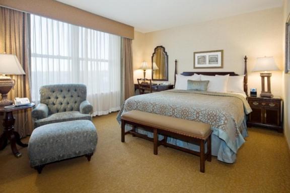 Deluxe King Room at The Saint Paul Hotel